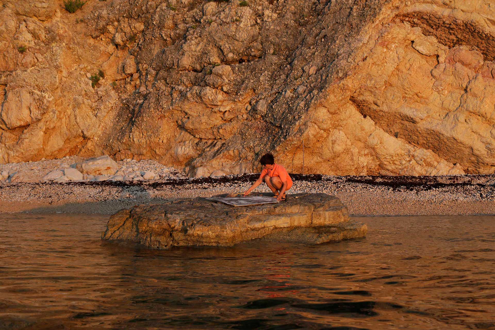 Geological Formations of Vis in Abstract Form — gallery image 19